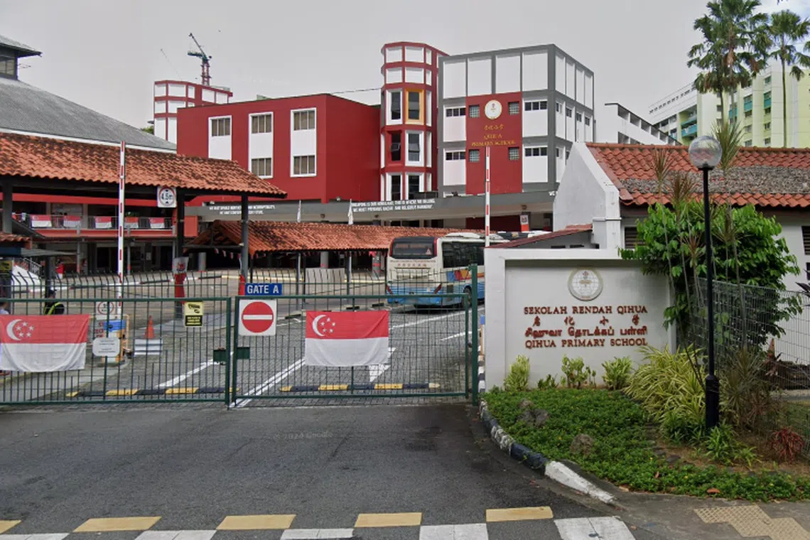 Qihua Primary School said that it was aware of the incident, counselled the affected students and is working closely with their parents to ensure the well-being of all involved.