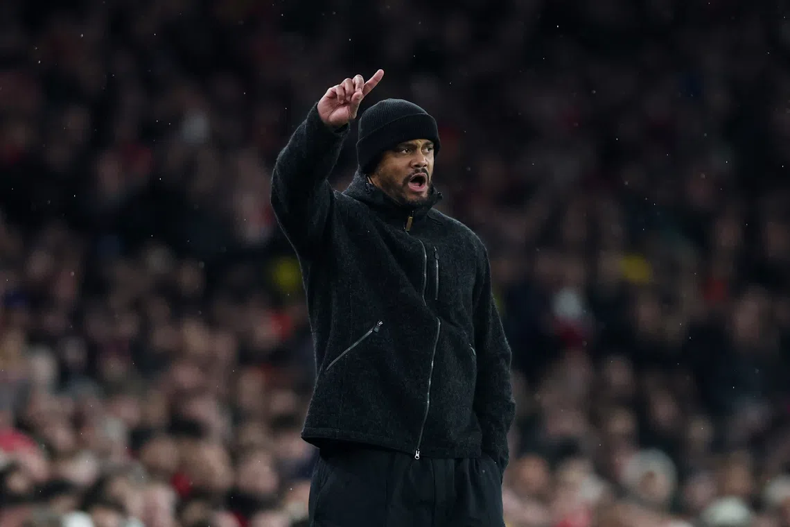 Soccer Football - UEFA Champions League - Arsenal v Bayern Munich - Emirates Stadium, London, Britain - November 26, 2025 Bayern Munich coach Vincent Kompany reacts REUTERS/David Klein