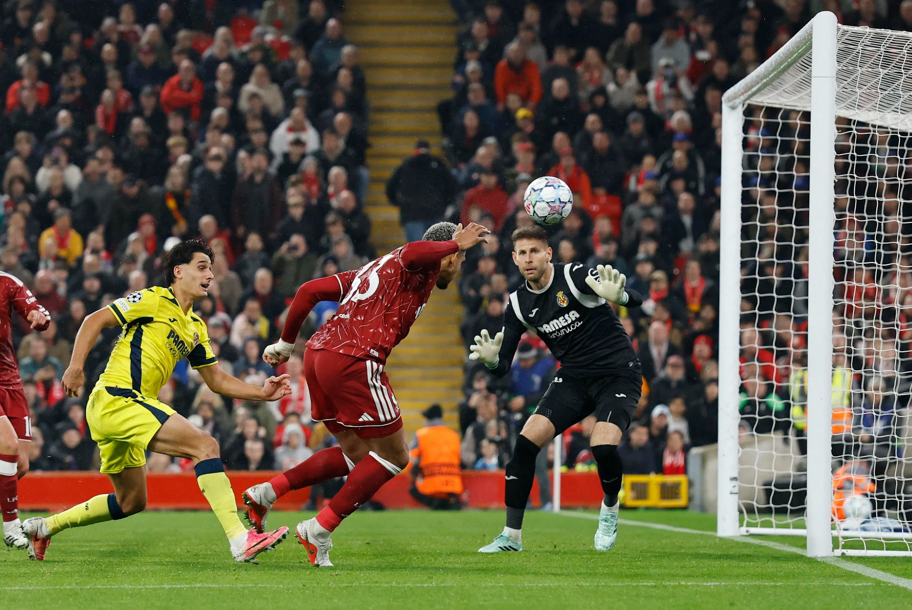 PSG beat Barcelona as Liverpool fight back in UCL thriller | The ...