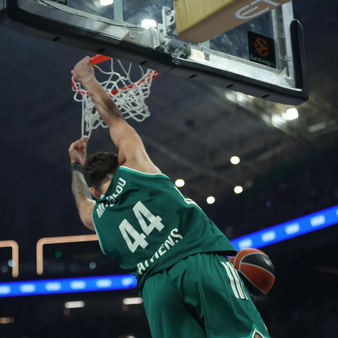 Panathinaikos‘ Konstantinos Mitoglou in action during a Euroleague match against Maccabi Rapyd Tel Aviv, in Athens, on Oct 2.