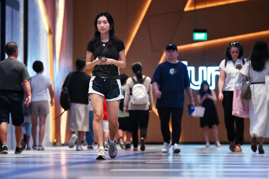 With temperatures in Singapore reaching 34 deg C in July, Kenme Lam finds out how to get your steps in out of the sun and rain.