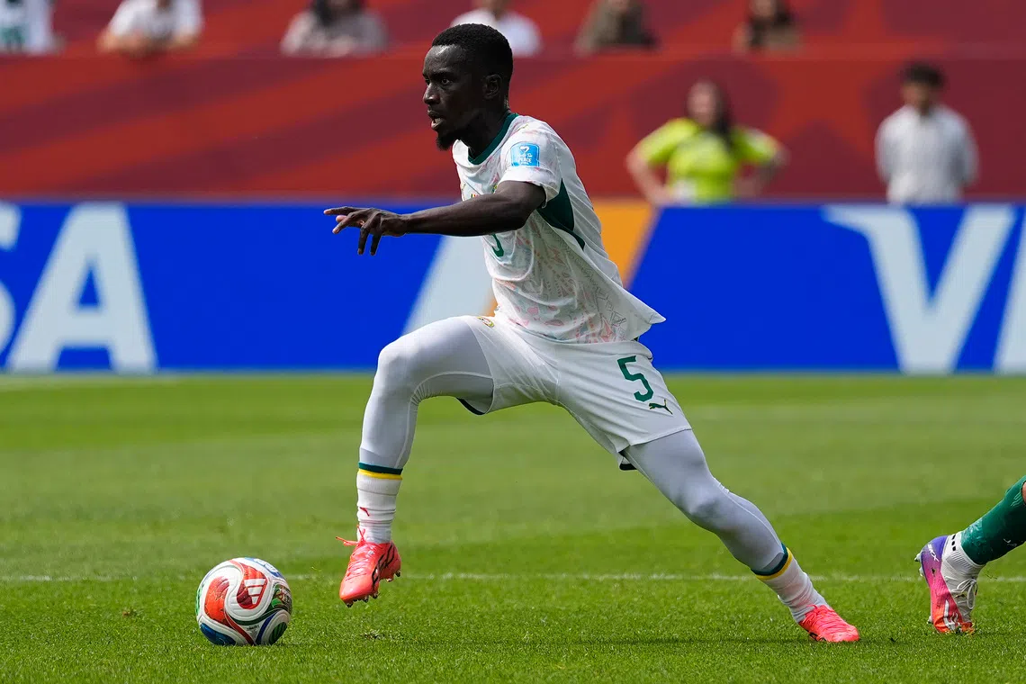 Jun 26, 2026; Toronto, Ontario, CAN; Senegal midfielder Idrissa Gueye (5) controls the ball against Iraq during a Group I match in the 2026 FIFA World Cup at Toronto Stadium. Mandatory Credit: John E. Sokolowski-Imagn Images