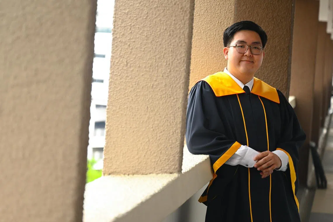 ST20240507_202431819021 skgraduatesp Azmi Athni//

Profile of Mr Nicholas Sim, 24, who graduated from Singapore Polytechnic with a diploma with merit in Food Science and Technology on May 7.

ST PHOTO: AZMI ATHNI