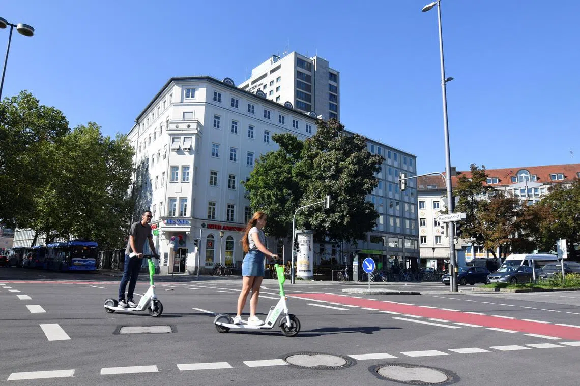 Ireland siết chặt quy định với xe scooter điện sau tăng vọt tai nạn nghiêm trọng