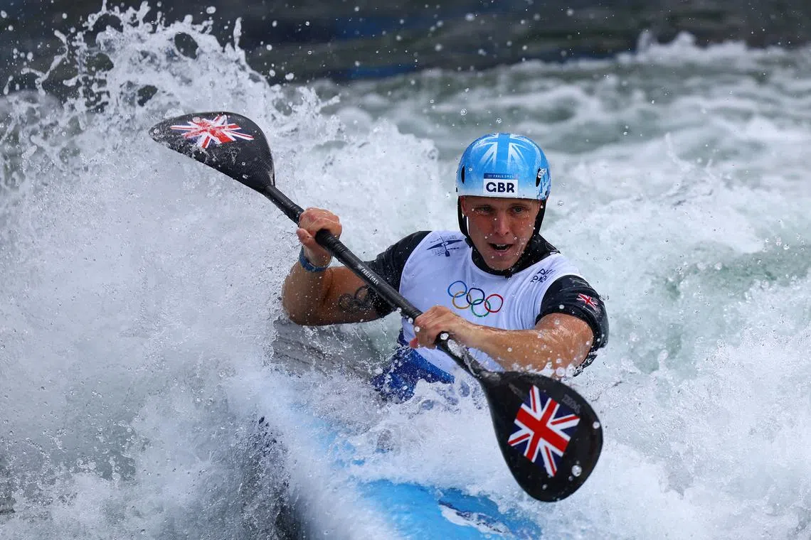Paris 2024 Olympics - Slalom Canoe - Men's Kayak Single Semifinal - Vaires-sur-Marne Nautical Stadium - Whitewater, Vaires-sur-Marne, France - August 01, 2024. Joseph Clarke of Britain in action. REUTERS/Molly Darlington