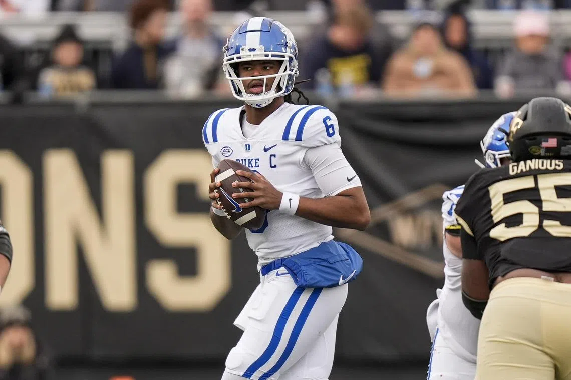 FILE PHOTO: Nov 30, 2024; Winston-Salem, North Carolina, USA;  Duke Blue Devils quarterback Maalik Murphy (6) drops back to pass against the Wake Forest Demon Deacons during the second half at Allegacy Federal Credit Union Stadium. Mandatory Credit: Jim Dedmon-Imagn Images/File Photo