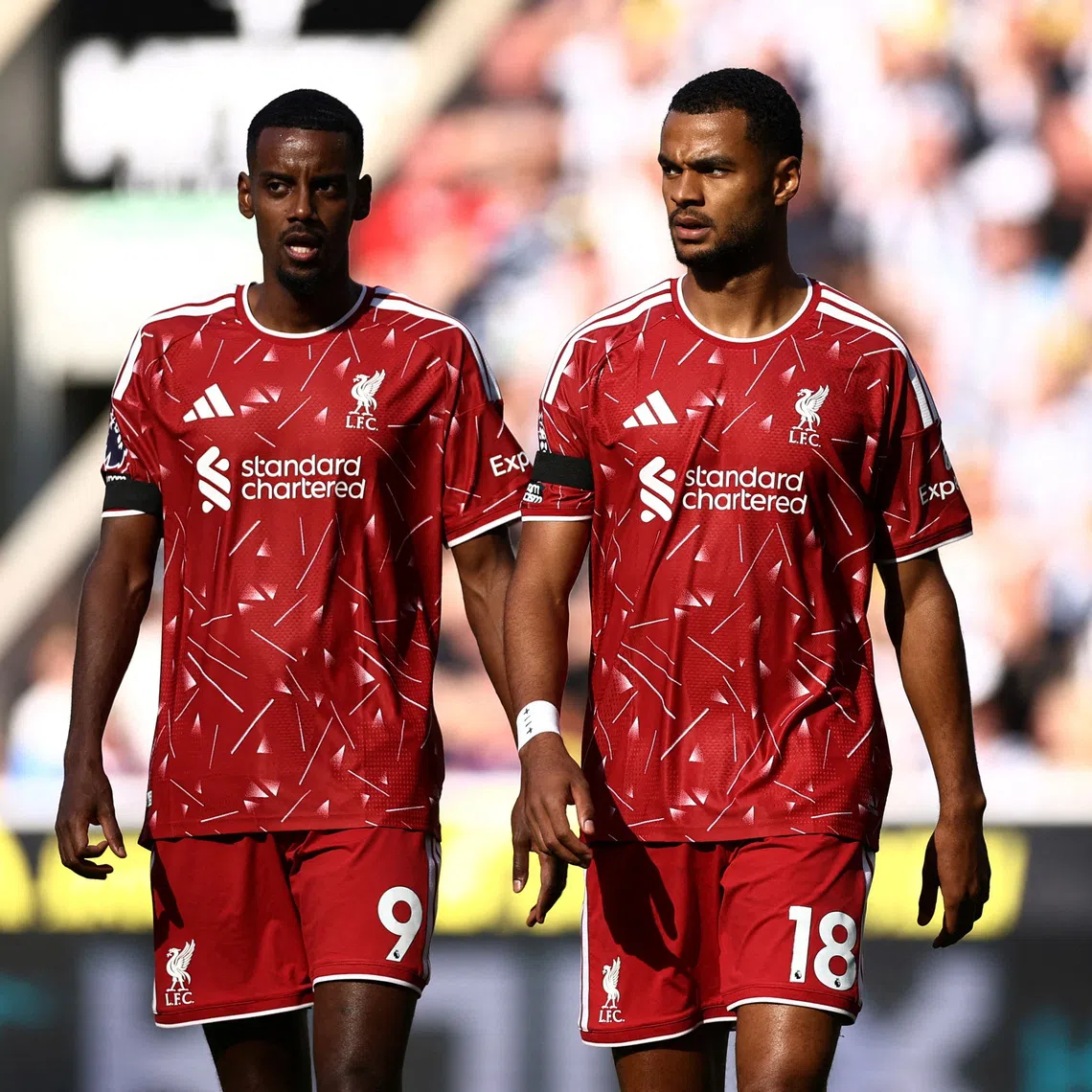 FILE PHOTO: Soccer Football - Premier League - Newcastle United v Liverpool - St James' Park, Newcastle, Britain - August 23, 2026 Liverpool's Alexander Isak and Cody Gakpo Action Images via Reuters/Lee Smith