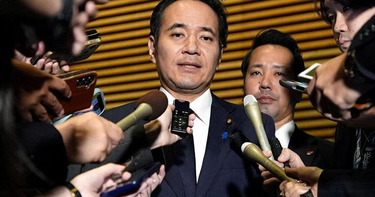 Missing records cloud whether ousted Japanese farm minister pressed for road cuts