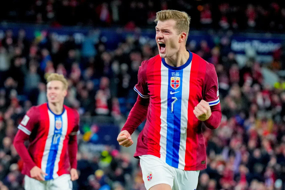 Soccer Football - World Cup - UEFA Qualifiers - Group I - Norway v Estonia - Ullevaal Stadion, Oslo, Norway - November 13, 2025 Norway's Alexander Sorloth celebrates scoring their first goal Fredrik Varfjell/NTB via REUTERS