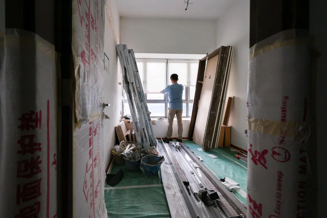 ST20241114_202478400523/ilreno/Brian Teo/Isabelle Liew BX/Interior of Mr W's partially renovated condominium penthouse on Nov 14, 2024. He paid over $150,000 to Renosaves Project, a renovation firm, only for them to take off with the money after completing minimal works such as hacking. ST PHOTO: BRIAN TEO