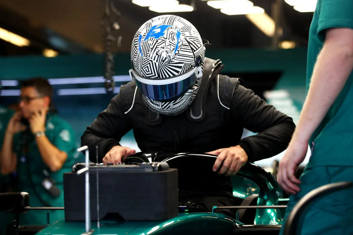 Two-time world champion Fernando Alonso has switched from Alpine to Aston Martin, taking over from retiring driver Sebastian Vettel.