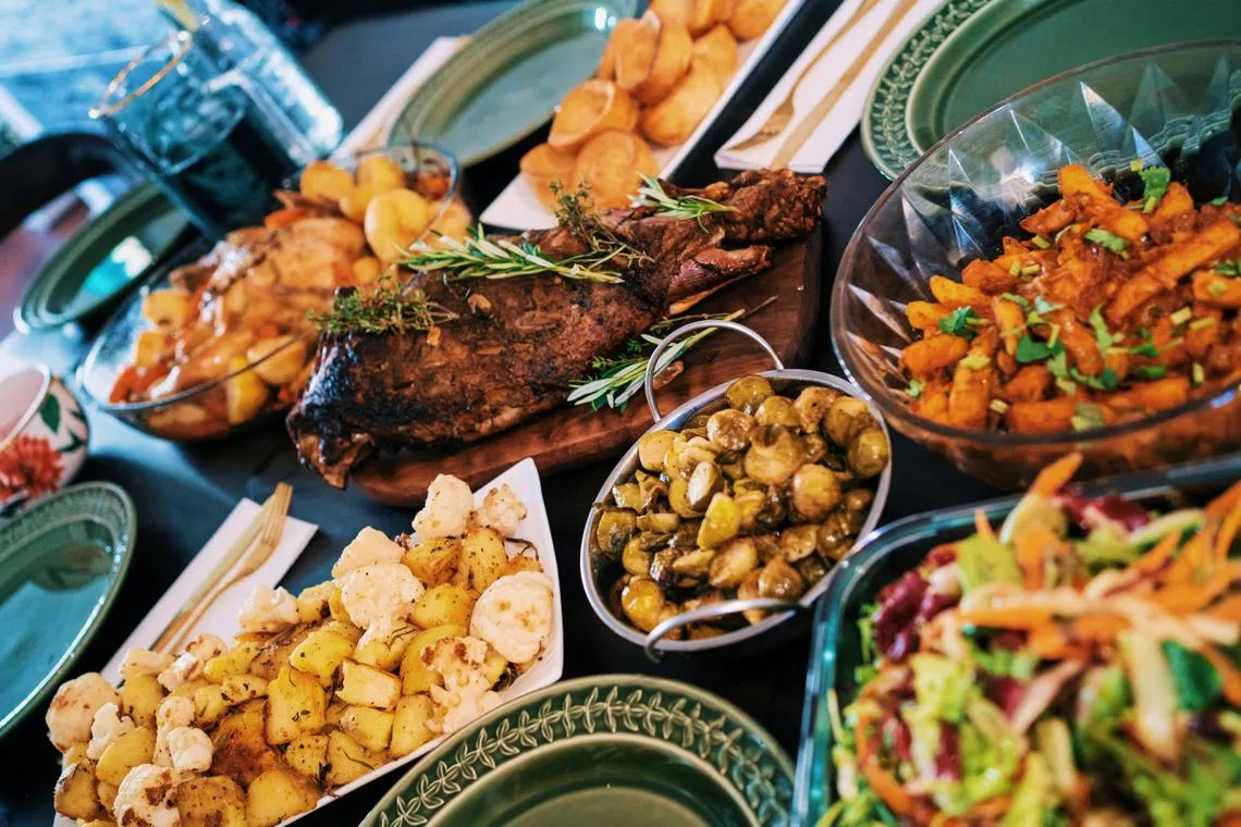 There are certain foods we tend to eat more of when we’re stressed, and these can affect our health. 