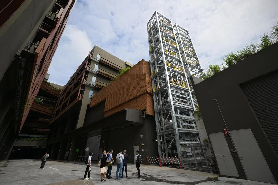 aysulzer/ST20240305_202441829850/Ng Sor Luan/Engineering company Sulzer opens its multi-million dollar R&D facility that focuses on developing better chemical engineering processes that are more efficient and use less energy. The facility features a nine-storey fractional distillation tower and it is equipped with advanced technologies to improve the recycling of plastics, EV batteries and lubricant oils.