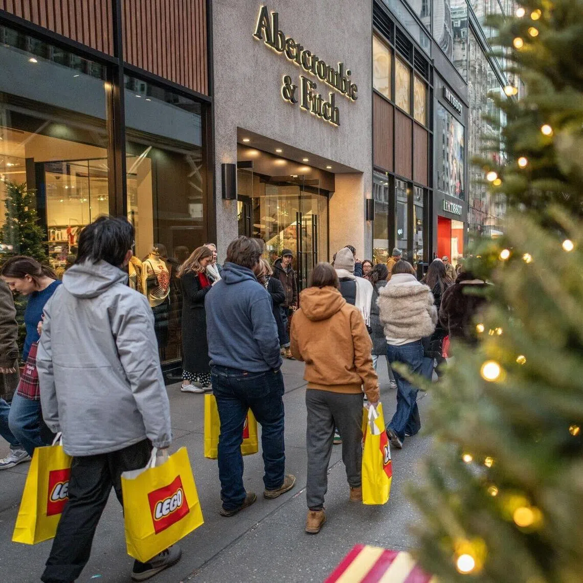 US consumers spent big this holiday season, despite persistent inflation and rising unemployment.