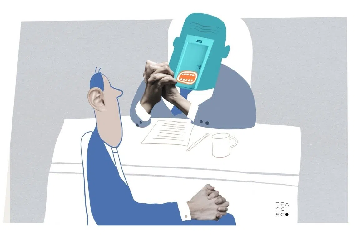 Employees should try to be specific and factual when giving feedback.