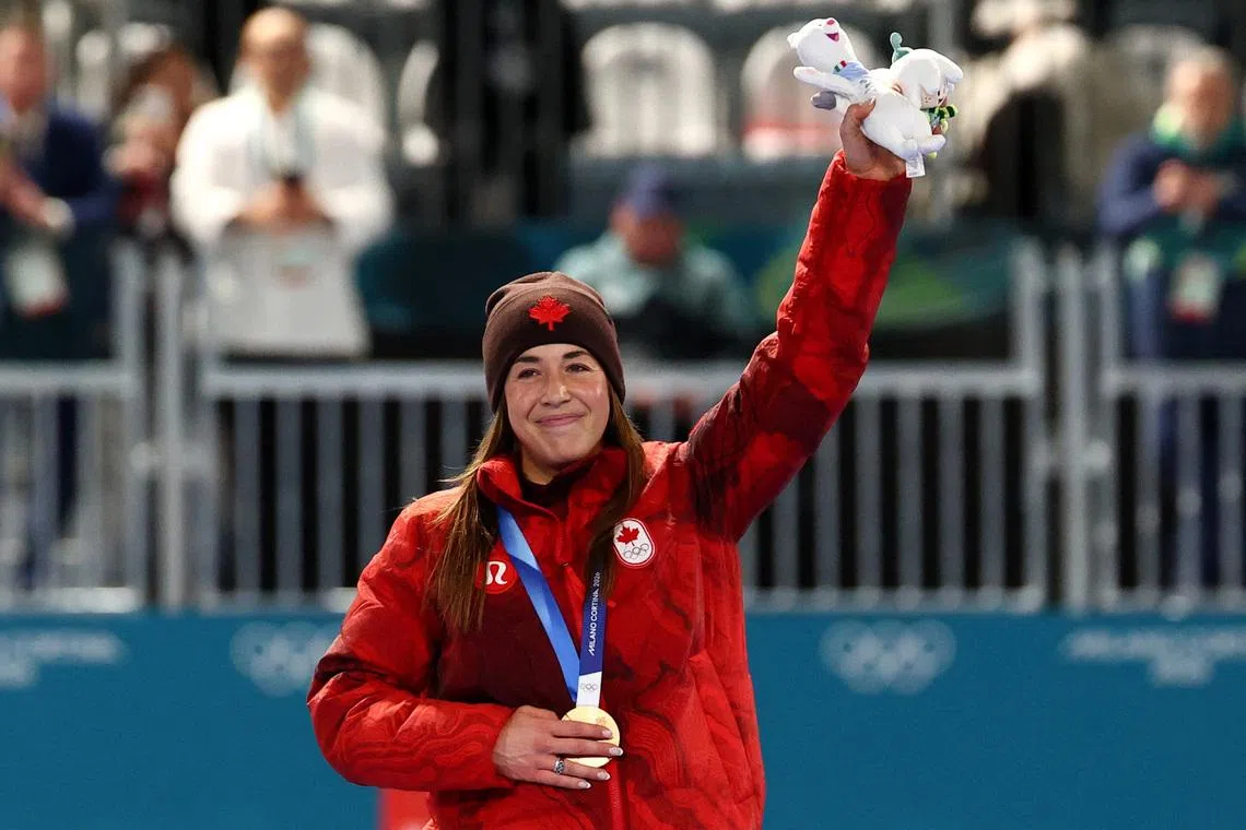 Milano Cortina 2026 Olympics - Speed Skating - Women's 3000m Victory Ceremony - Milano Speed Skating Stadium, Milan, Italy - February 07, 2026. Bronze medallist Valerie Maltais of Canada reacts on the podium during the victory ceremony. REUTERS/Piroschka Van De Wouw