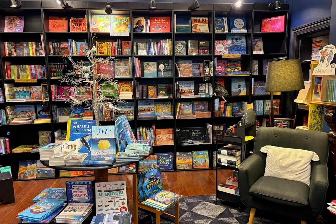 Australian bookstores look to tax breaks, vouchers to save them from a bad ending