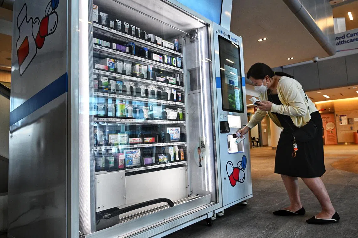 Slug:accghpharmacy14
ST PHOTO: Chong Jun Liang

A woman uses the Pharmacy Smart Interface System (PharmaSIS) - a smart vending machine, to get her medicine on June 13, 2023. 



CGH has developed new technology to aid pharmacists in day-to-day tasks, as well as to improve the efficiency of hospital processes and patient experience. This event is an invitation to showcase and demonstrate how their new tech works.