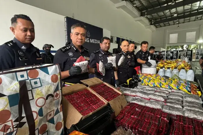 Over 900kg of fentanyl was seized by the Malaysian authorities.