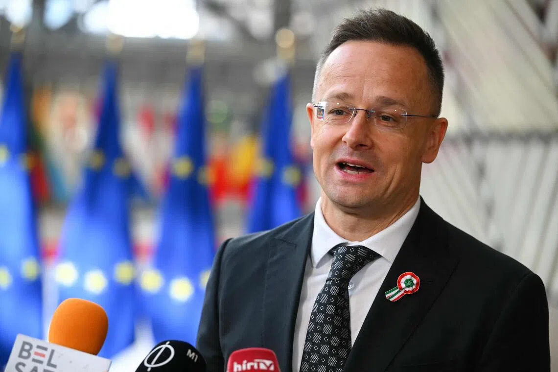 Hungarian Foreign Minister Peter Szijjarto reportedly briefed his Russian counterpart  during breaks at EU meetings.