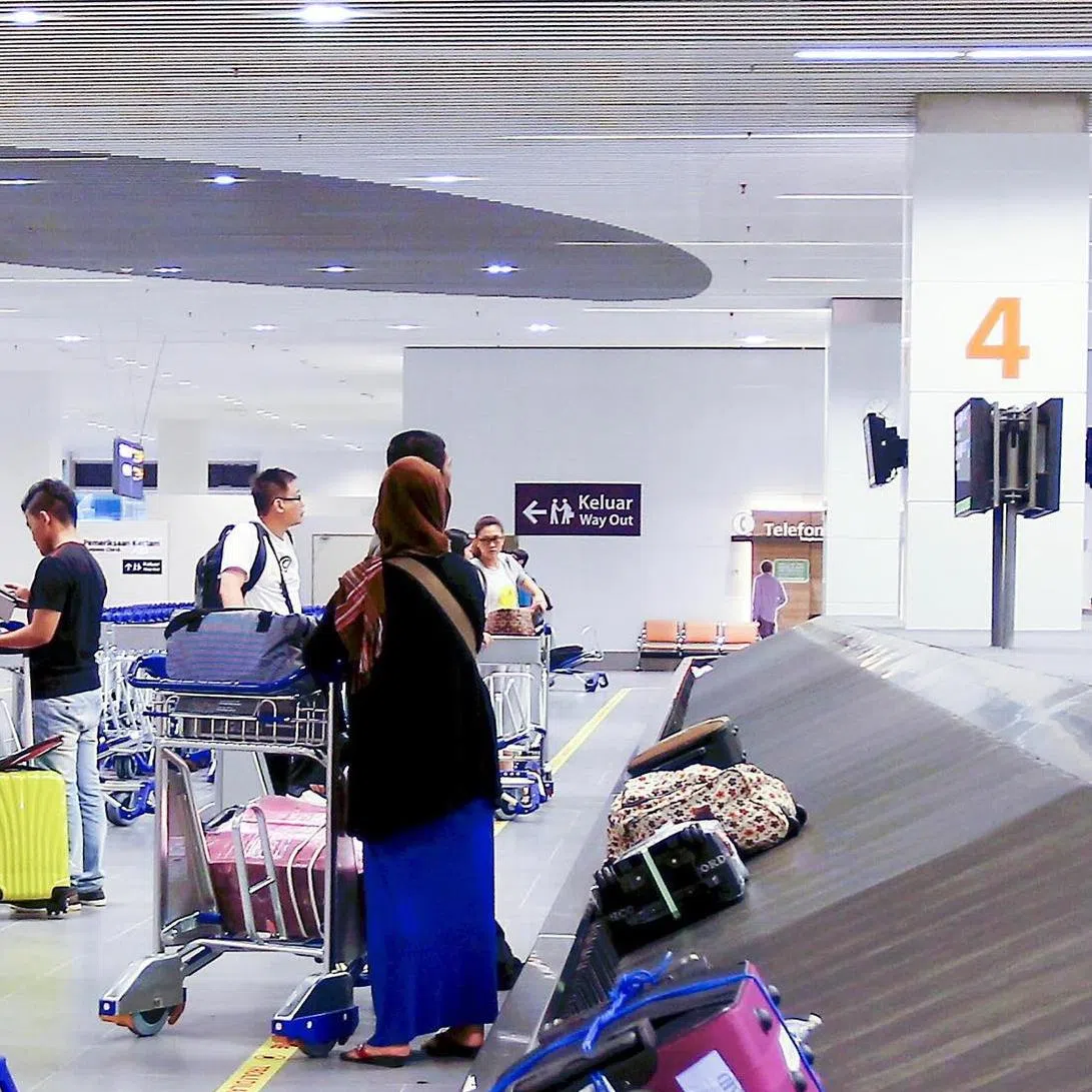 The breakdown had caused delays of two to four hours. 