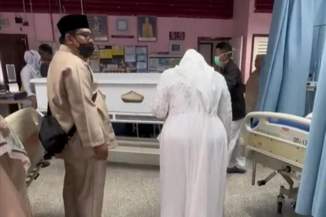 The woman received news that her mother was in critical condition half an hour after she and her beau solemnised their union.