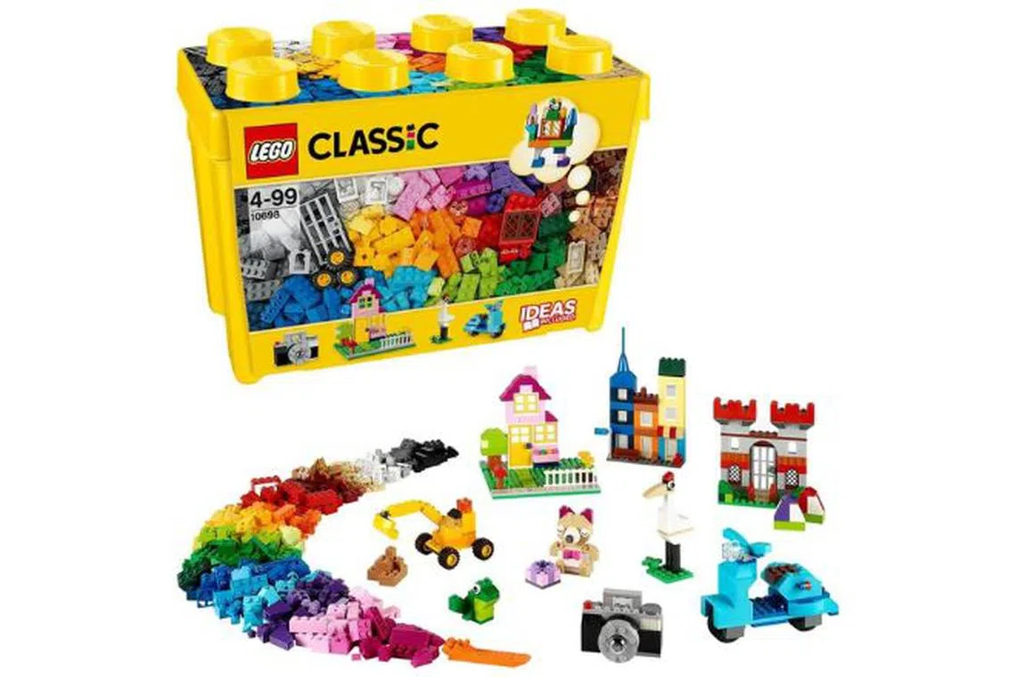 Lego Classic Large Creative Brick Box