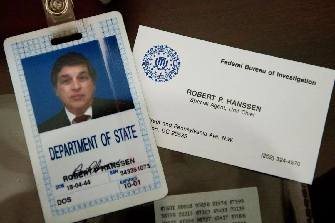 Robert Hanssen joined the FBI in 1976 after first serving as a policeman in Chicago. 