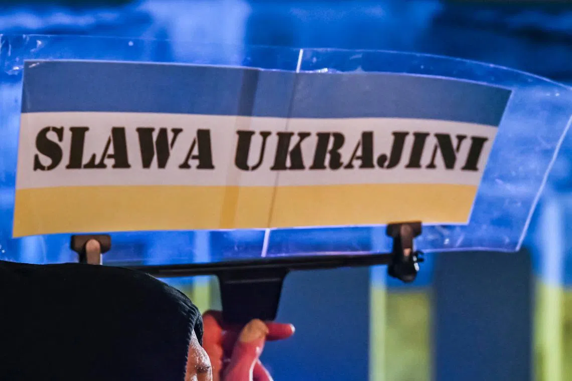 The soldier was shot to death with automatic weapons after saying “glory to Ukraine”.