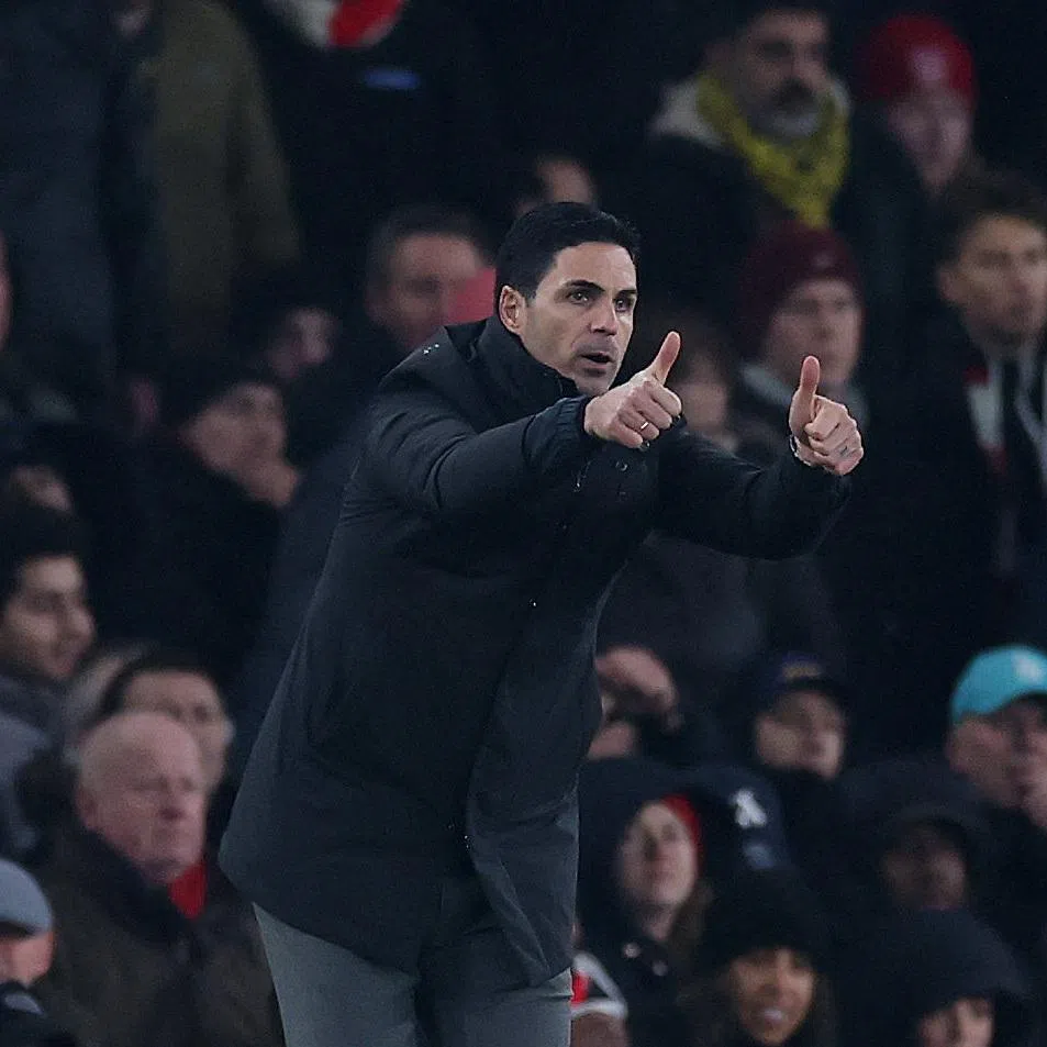 Soccer Football - Carabao Cup - Semi Final - Second Leg - Arsenal v Chelsea - Emirates Stadium, London, Britain - February 3, 2026 Arsenal manager Mikel Arteta reacts after he is shown a yellow card by referee Peter Bankes Action Images via Reuters/Paul Childs