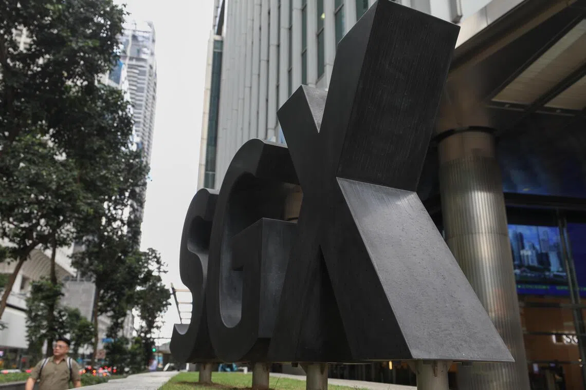 Across the broader market, advancers outnumbered decliners 275 to 162, after 1.2 billion securities worth $1.6 billion changed hands.