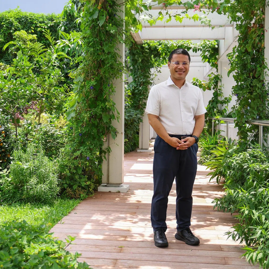 ST20250428_202512800270 Hester Tan/  audes29 /  Exclusive interview with Desmond Lee , anchor minister for West Coast Jurong West GRC at MND Building Office on April 28, 2025