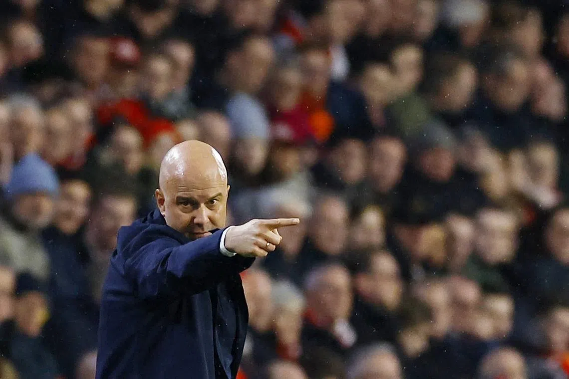 Soccer Football - Champions League - PSV Eindhoven v Liverpool - Philips Stadion, Eindhoven, Netherlands - January 29, 2025  Liverpool manager Arne Slot reacts REUTERS/Piroschka Van De Wouw