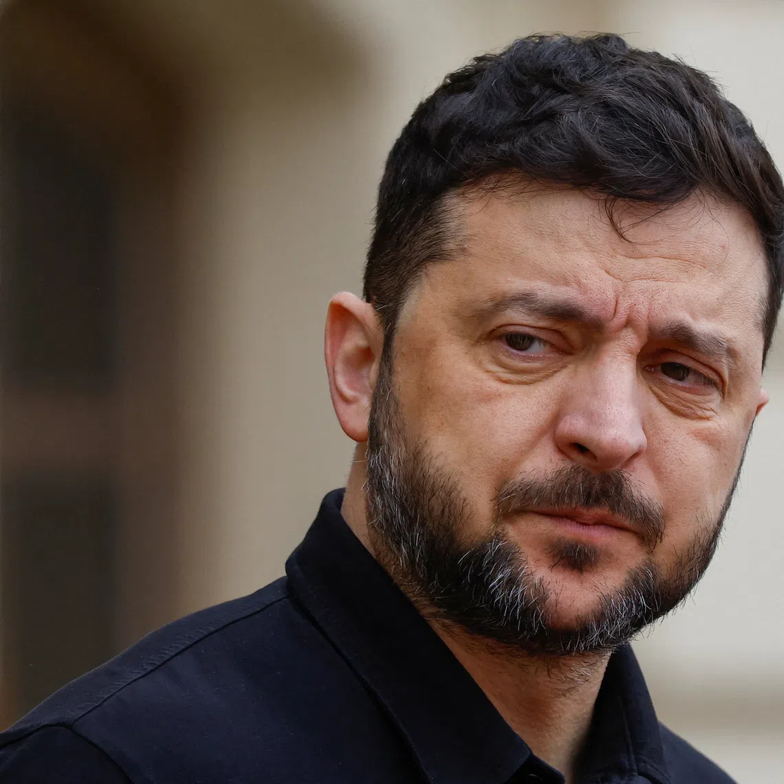 Ukraine's President Volodymyr Zelenskiy waits to welcome Cyprus' President Nikos Christodoulides, amid Russia's attack on Ukraine, in Kyiv, Ukraine December 4, 2025. REUTERS/Valentyn Ogirenko