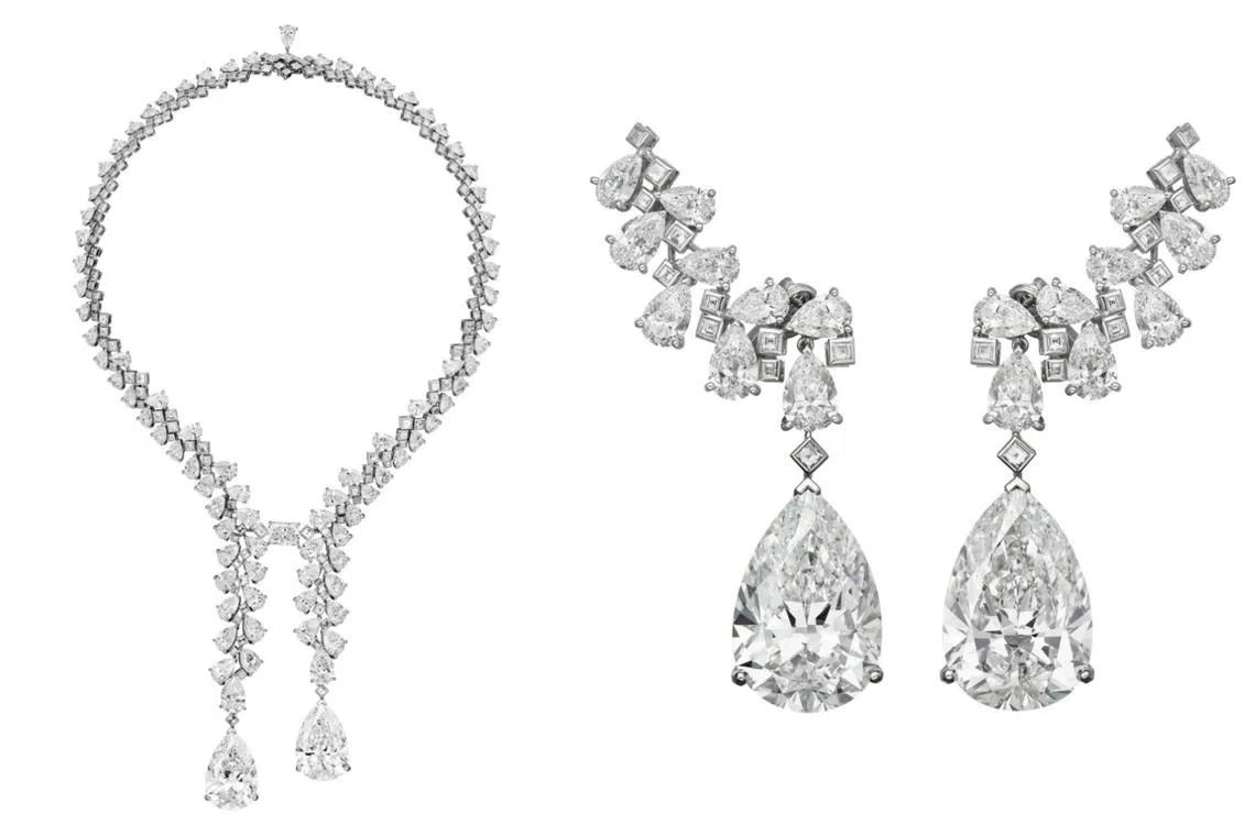 The Dioscures set which comes with earrings, is believed to be upwards of $30 million. 