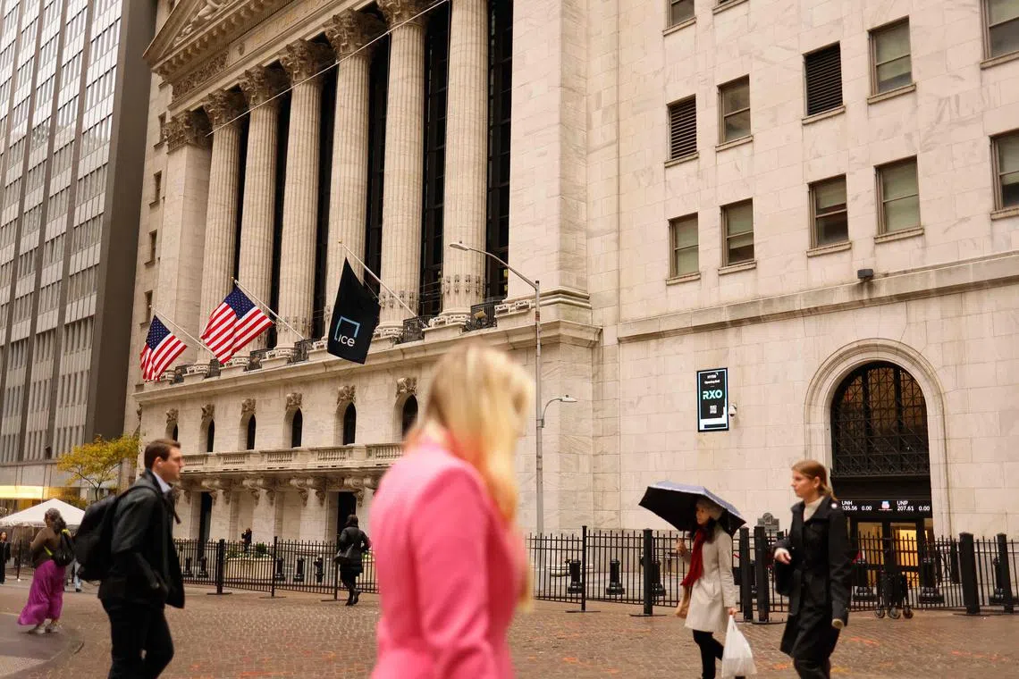 Bond investors marked down the odds of another rate increase to almost nil. 