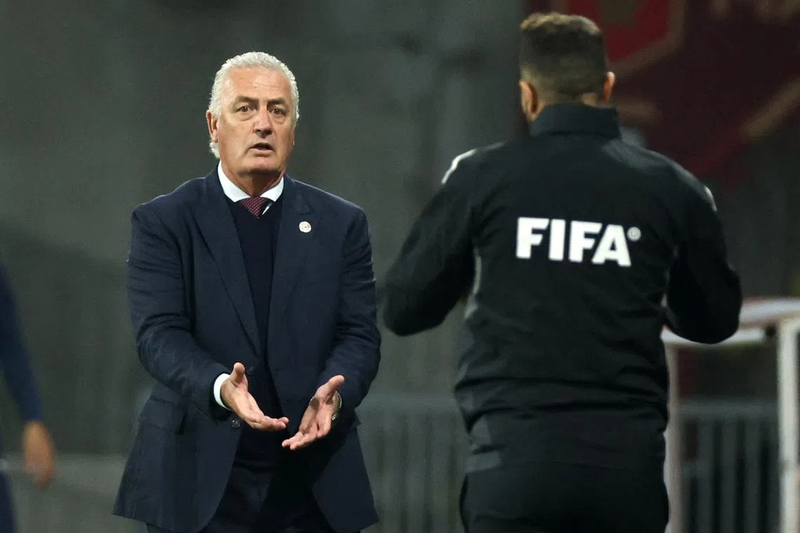 Soccer Football - International Friendly - Morocco v Paraguay - Stade Bollaert-Delelis, Lens, France - March 31, 2026  Paraguay coach Gustavo Alfaro reacts REUTERS/Catherine Steenkeste