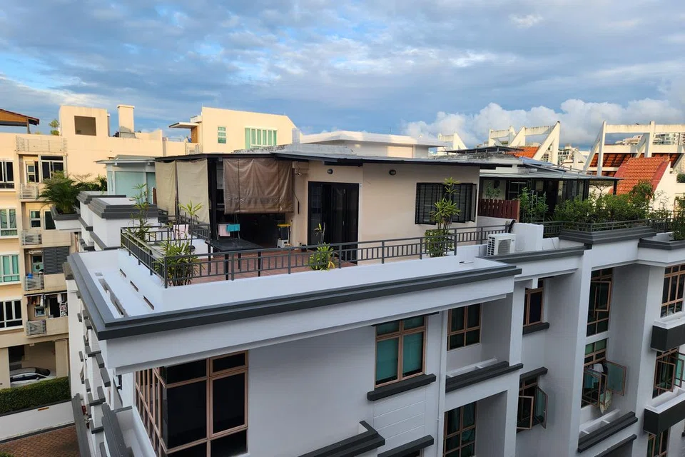 Curated visual reference: Picture Idea: Ura And Bca Investigating Possible Unauthorised Rooftop Structures At