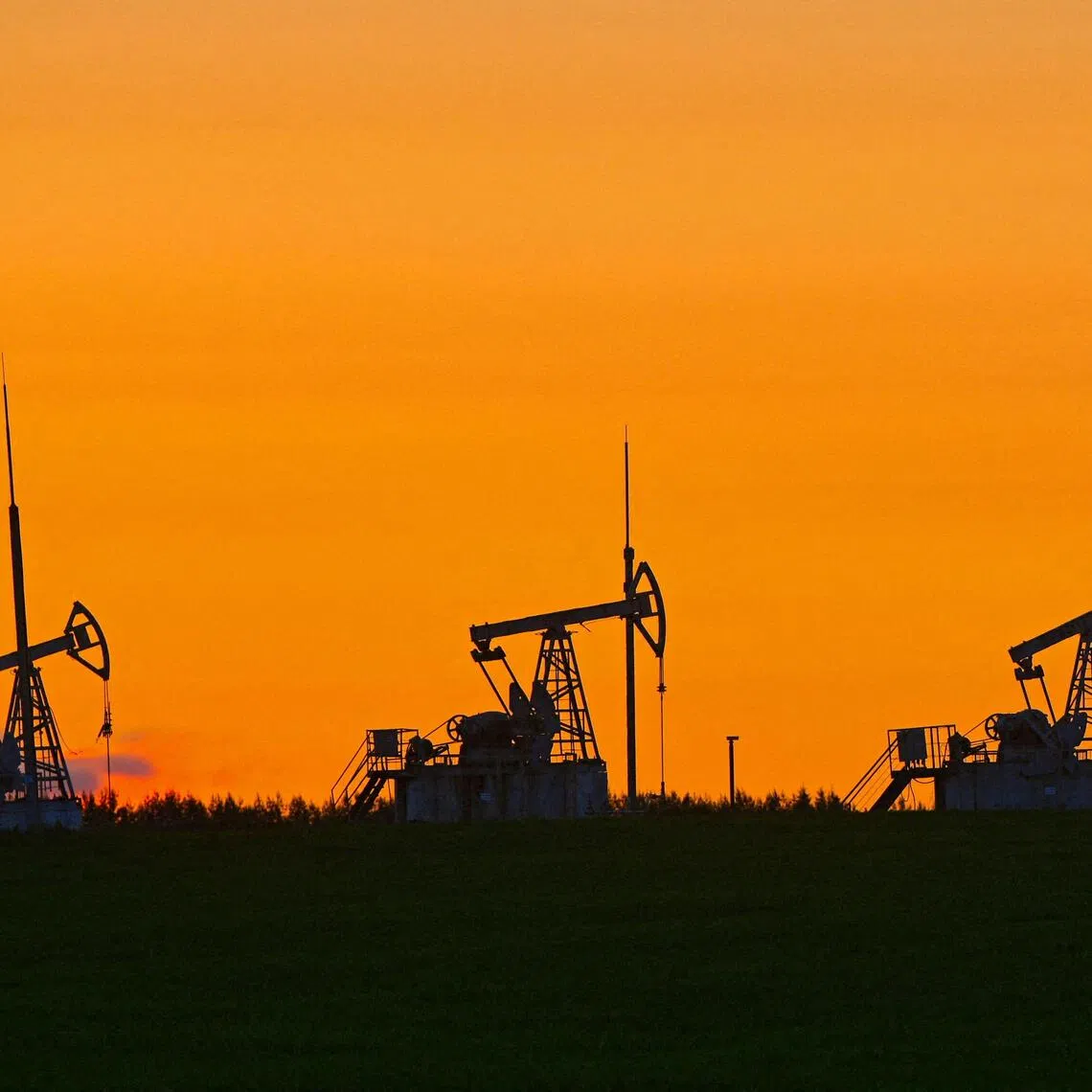 The EU, Britain and US have imposed a raft of sanctions against Russia, including fresh US sanctions targeting Russia's two top oil producers Lukoil and Rosneft.
