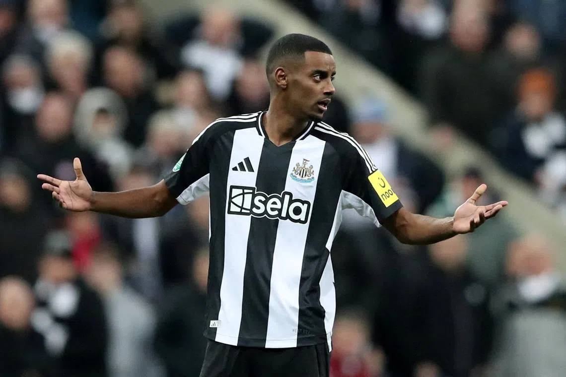 FILE PHOTO: Soccer Football - Carabao Cup - Semi Final - Second Leg - Newcastle United v Arsenal - St James' Park, Newcastle, Britain - February 5, 2025 Newcastle United's Alexander Isak reacts after his goal was disallowed after a VAR review REUTERS/Scott Heppell/File Photo