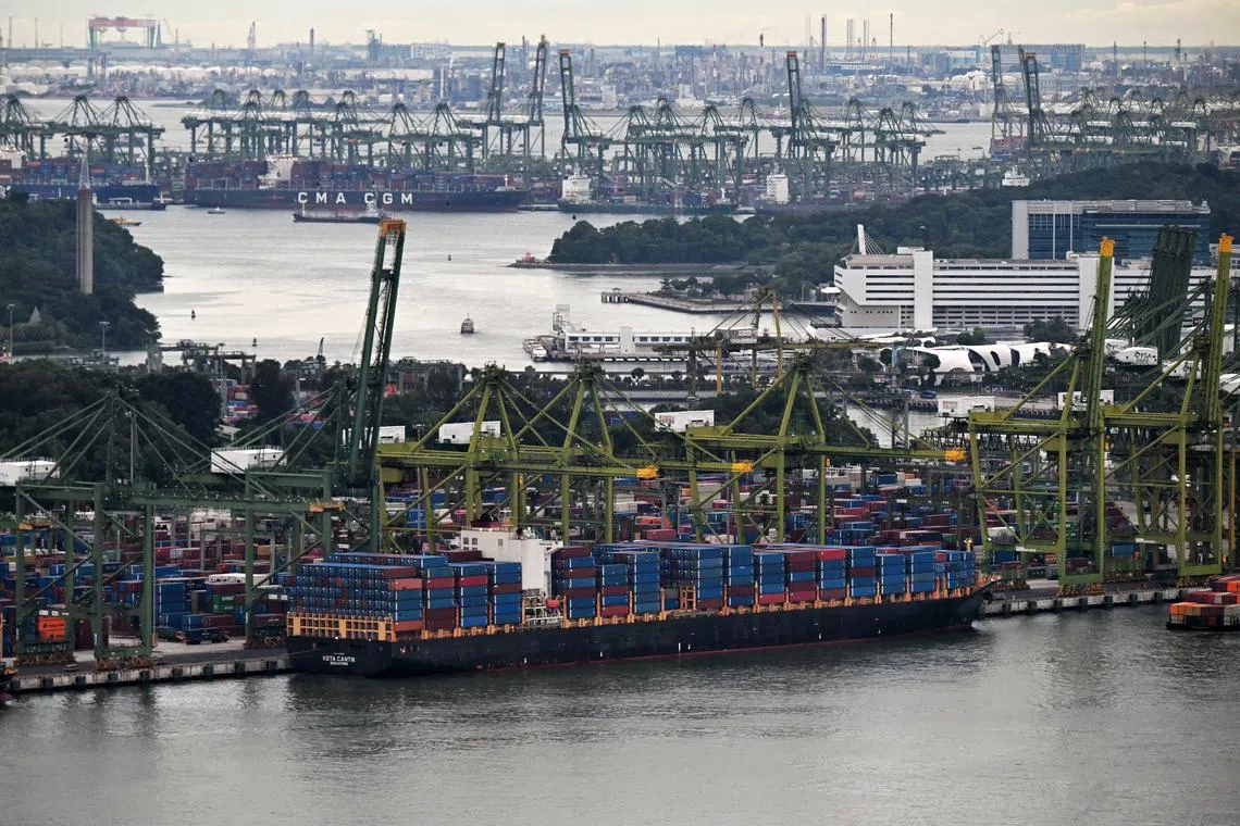 Key exports grew 15.7 per cent year on year in July, compared with the 1.2 per cent expansion forecast by by economists in a Bloomberg poll.