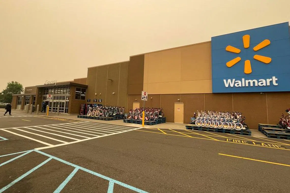 FILE PHOTO: View of Walmart's newly remodeled Supercenter, in Teterboro, New Jersey, U.S., June 7, 2023. REUTERS/Siddharth Cavale/File Photo
