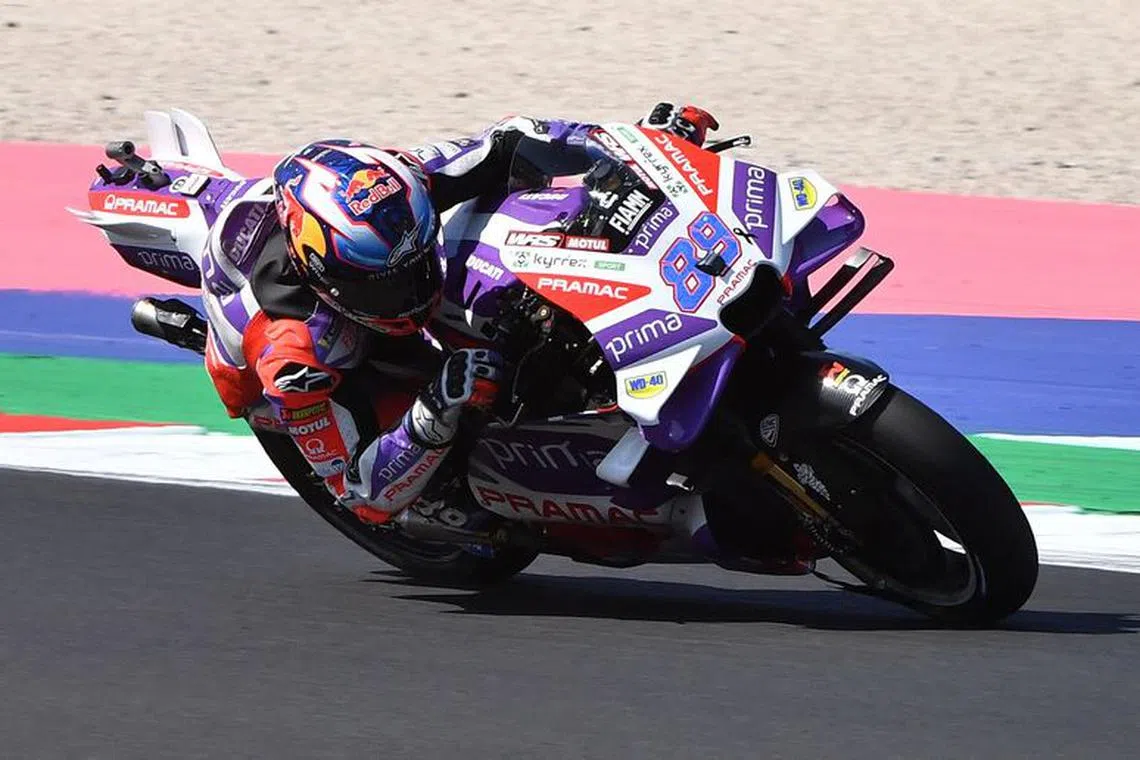 FILE PHOTO: MotoGP - San Marino Grand Prix - Misano World Circuit Marco Simoncelli, Misano Adriatico, Italy - September 10, 2023 Prima Pramac Racing's Jorge Martin in action during the MotoGP race REUTERS/Jennifer Lorenzini/File Photo