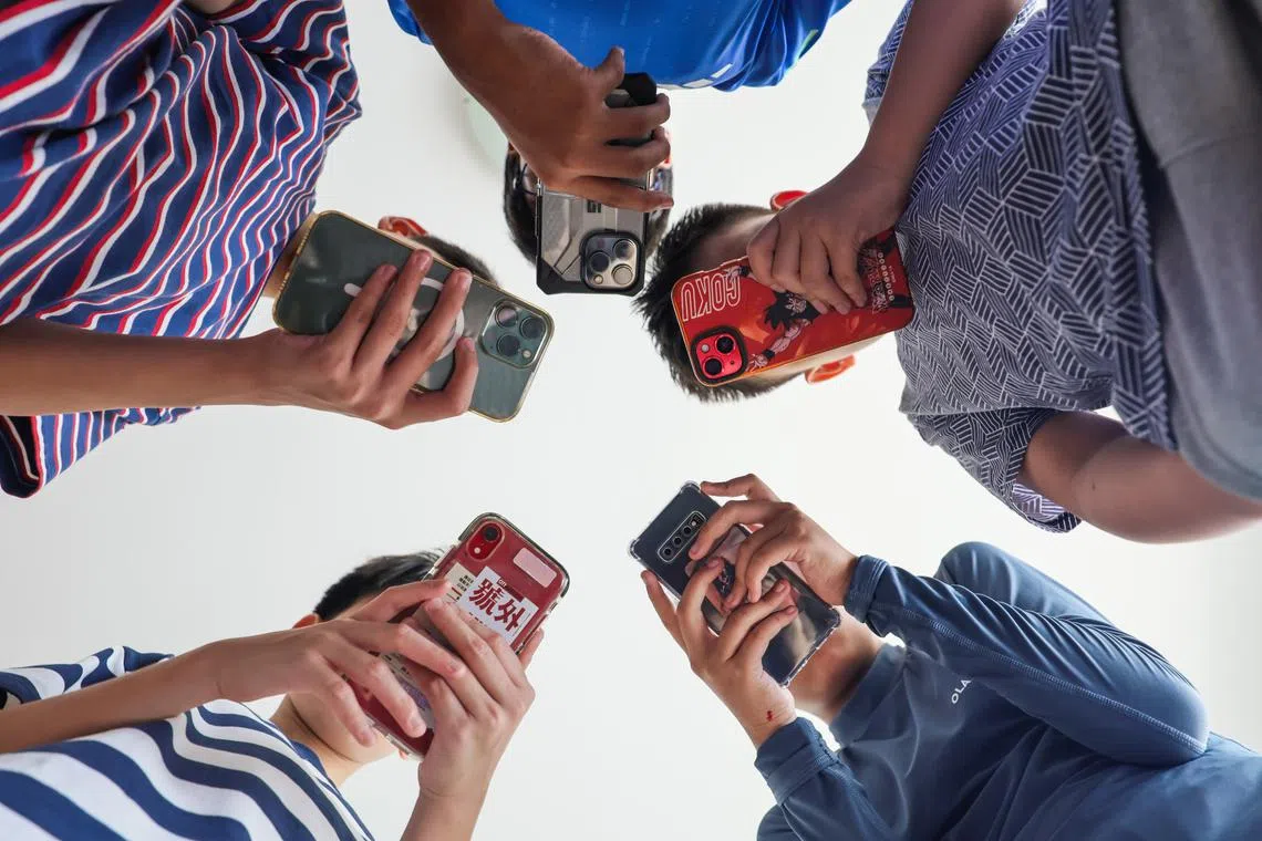 Psychologists suggest calibrating our relationship with technology to create space in our lives without our devices so we can be more present with one another.