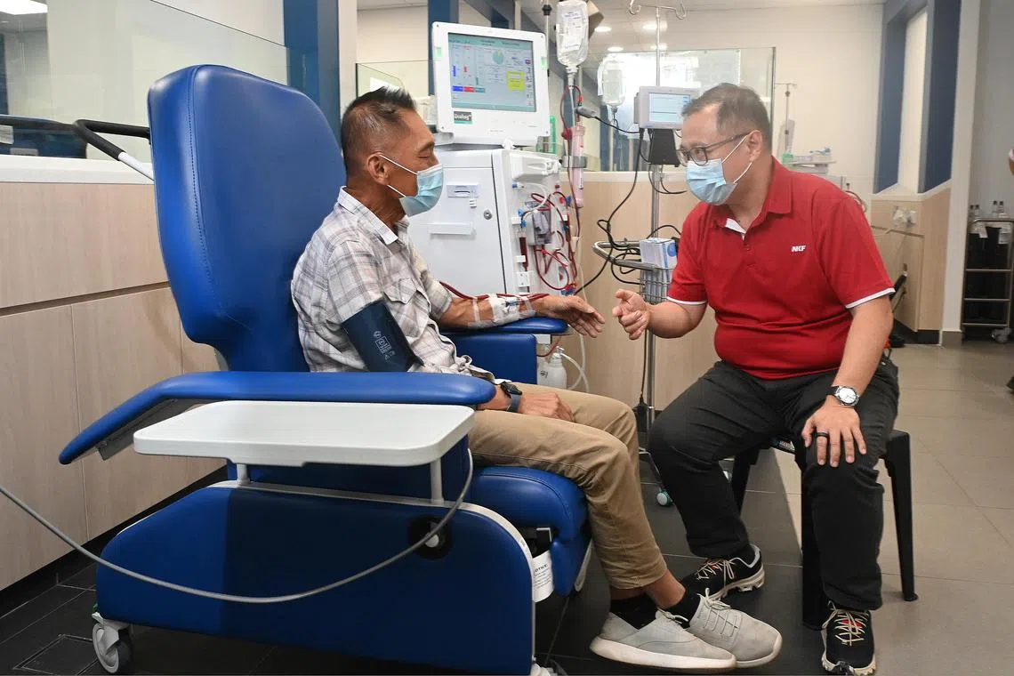 ST20241125_202427000627 Desmond Wee_jtnkf/
Far right : NKF chairman Arthur Lang chatting with a kidney dialysis patient, Mr Job Loei, 60.
NKF's plans will address the increasing prevalence of kidney disease in Singapore.
Photo was taken on Nov 25 , 2024 at Blk101, Simei Street 1, #01-892, Singapore 520101.