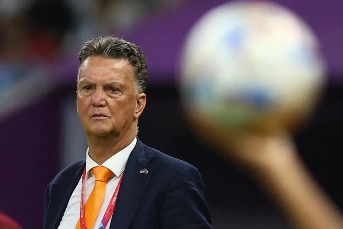 FILE PHOTO: Soccer Football - FIFA World Cup Qatar 2022 - Quarter Final - Netherlands v Argentina - Lusail Stadium, Lusail, Qatar - December 9, 2022 Netherlands coach Louis van Gaal REUTERS/Kai Pfaffenbach/File Photo
