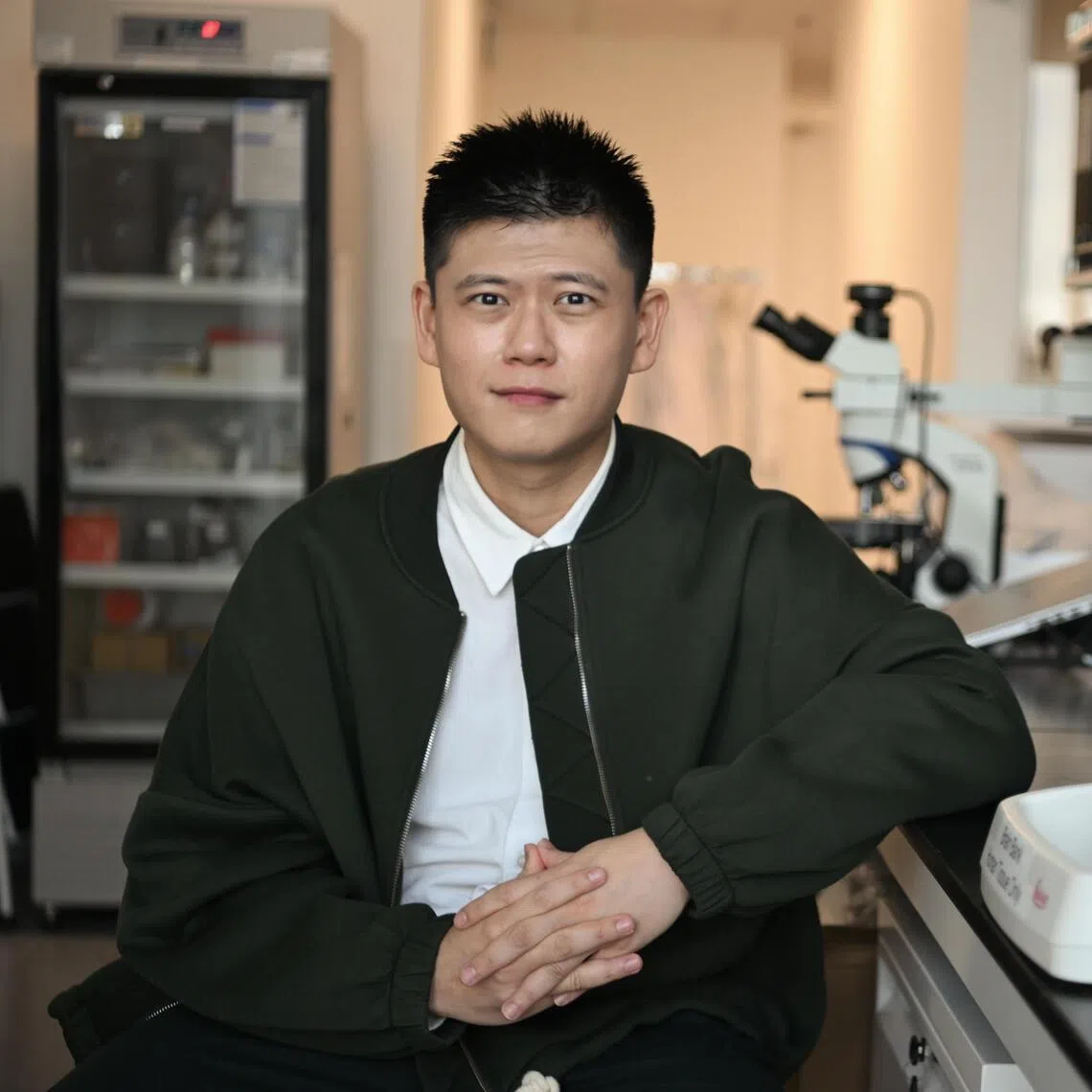 Former civil servant Luo Chen Jun, 36, vowed to become a "silent mentor" when he gives his body after death to provide medical students and doctors the opportunity to study the human anatomy.

ST PHOTO: AZMI ATHNI