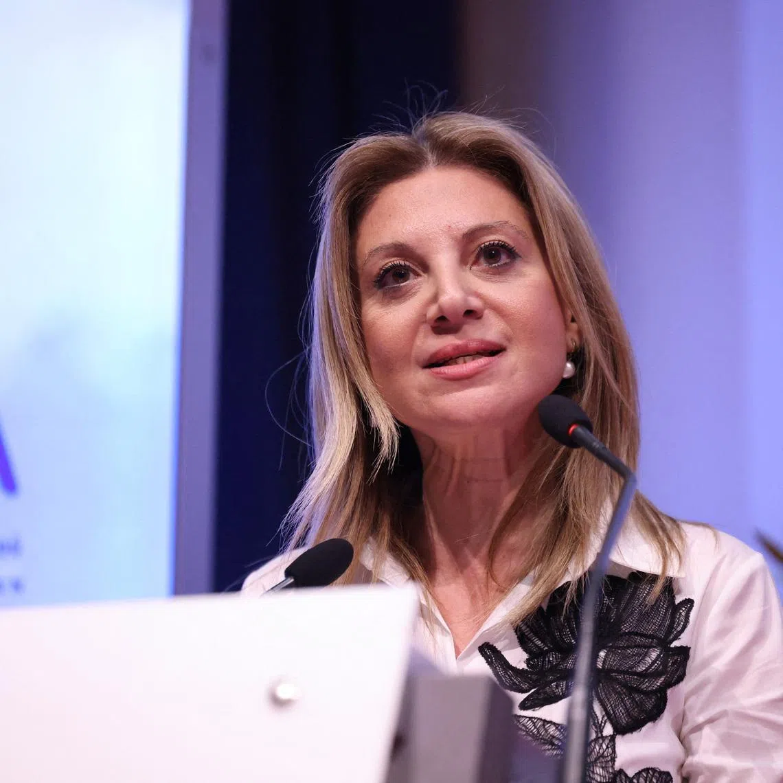 Maria Karystianou, whose 19-year-old daughter died in the deadly February 2023 Tempi train crash, greets supporters during an event to announce her political party, \"Hope for Democracy,\" in Thessaloniki, Greece, May 21, 2026. REUTERS/Alexandros Avramidis