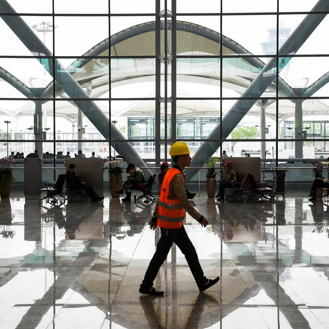 First-quarter passenger traffic between South Korea and China reached about 4.39 million, exceeding pre-pandemic levels.