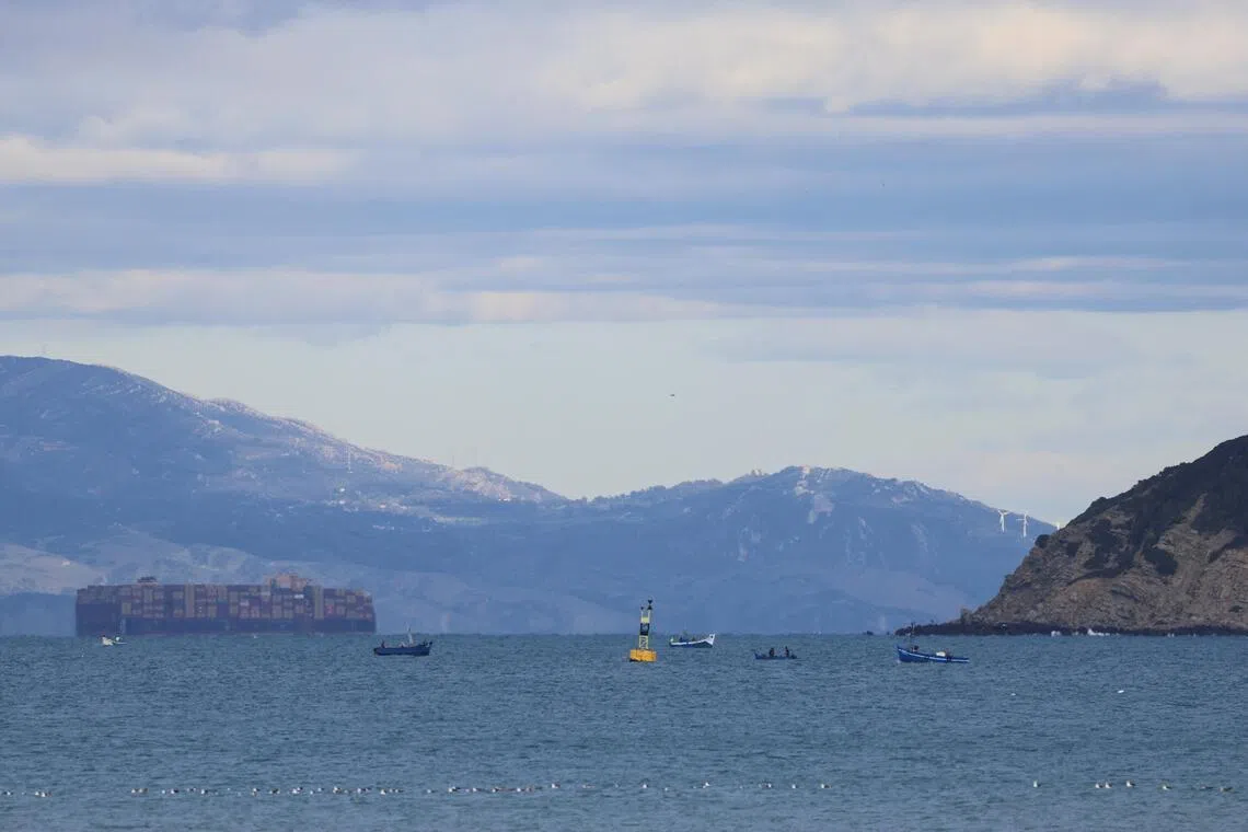 The heat that has accumulated in the oceans in 2025 increased by approximately 23 zettajoules – an amount equivalent to nearly four decades of global primary energy consumption.






